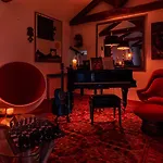 Giant Room In Sintra Center Inside 17Th Century Villa With Snooker And Patio 3* Sintra