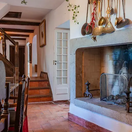 Giant Smart Room, Hot Tub, Ps5, In Historical Center Inside 17th Century Palace - Wow B&B
