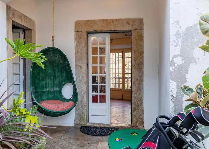 Giant Smart Room, Hot Tub, Ps5, In Historical Center Inside 17th Century Palace - Wow 3* Sintra