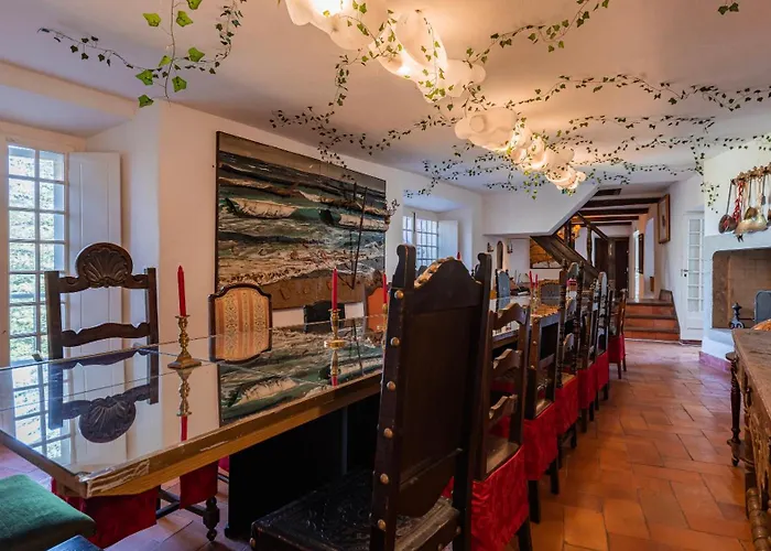 Giant Smart Room, Hot Tub, Ps5, In Historical Center Inside 17th Century Palace - Wow