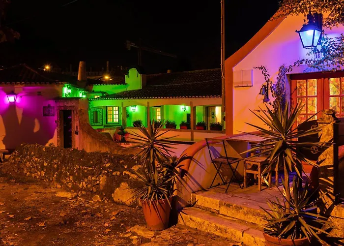 Giant Smart Room, Hot Tub, Ps5, In Historical Center Inside 17th Century Palace - Wow 3* Sintra